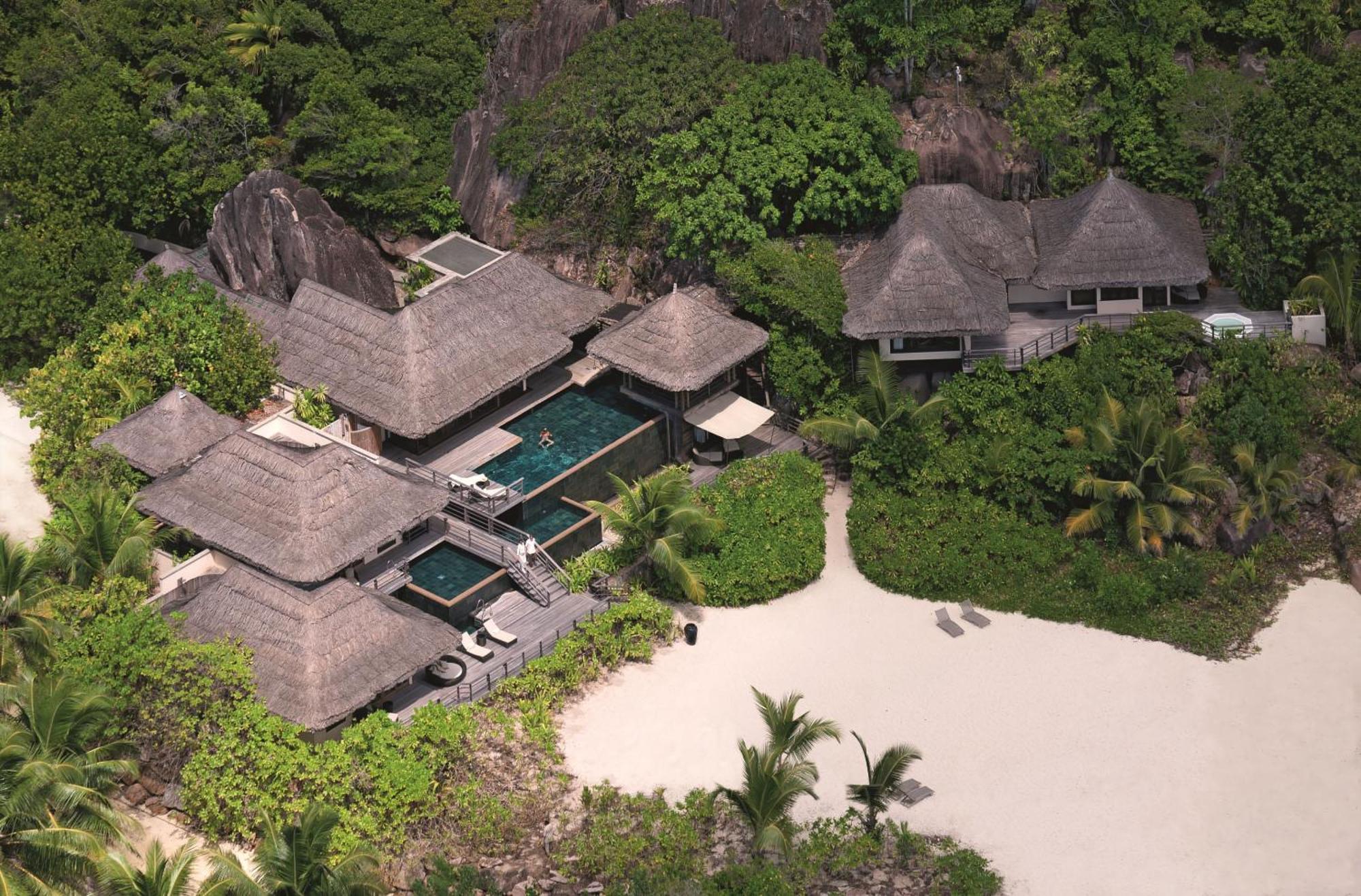 Constance Lemuria Гранд Анс Екстериор снимка Aerial view of the resort