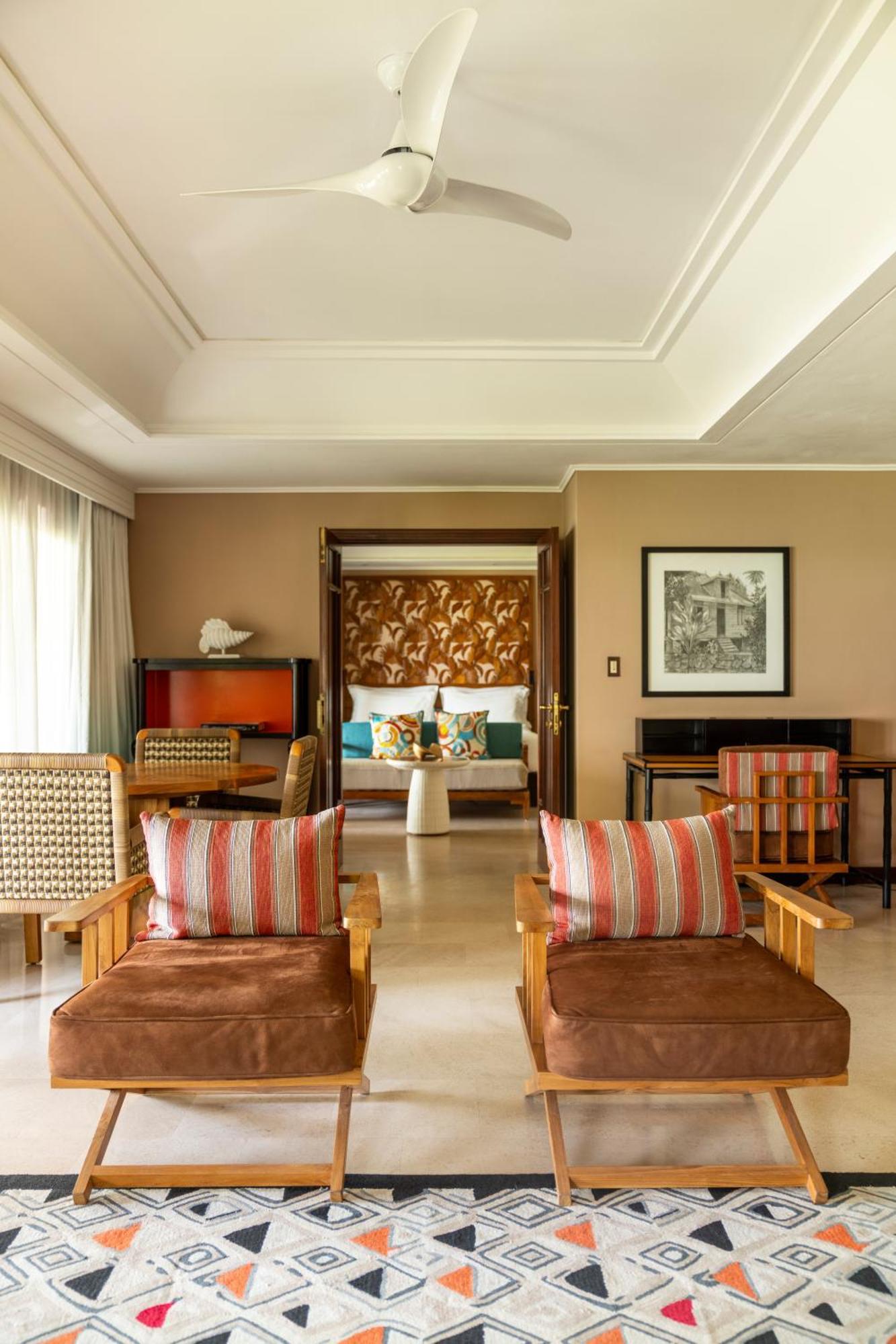 Constance Lemuria Гранд Анс Екстериор снимка A suite at the Taj Bengal